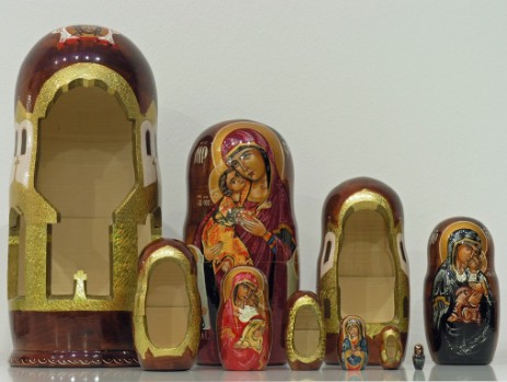 Matrioska Collezione 46 Nesting Doll Collection 46